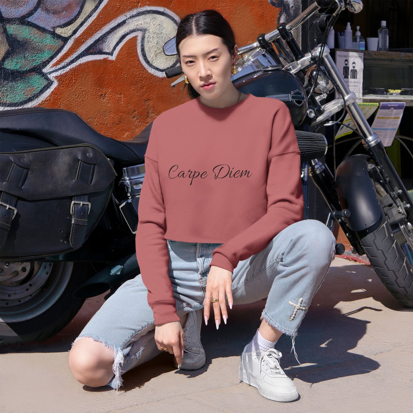 Women's Cropped Sweatshirt (CARPE DIEM)